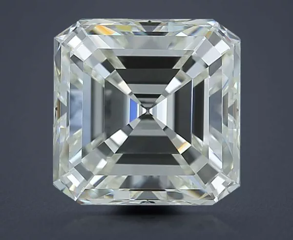 2.01 Carat · J · VVS1 excellent Cut
