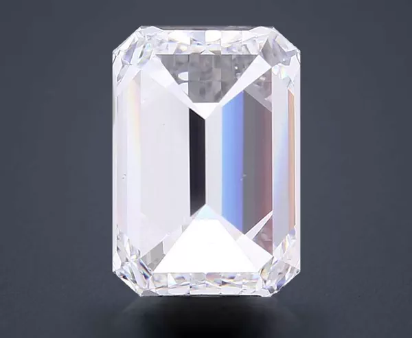 7.02 Carat · D · VS2 Rare Carat Ideal Cut