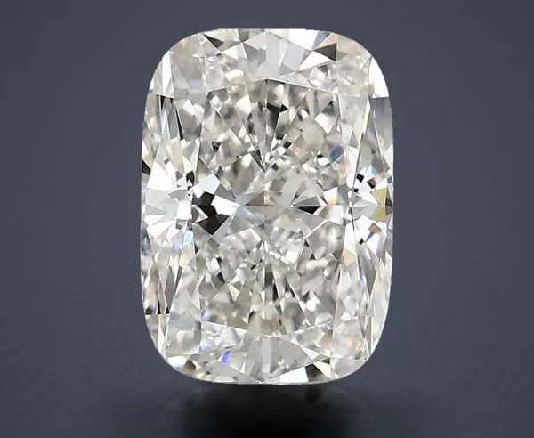 2.1 Carat · G · VVS2 Rare Carat Ideal Cut