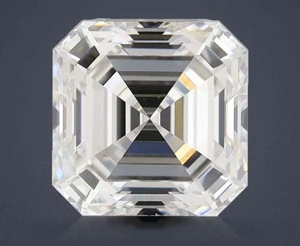 2.28 Carat · E · VS1 Rare Carat Ideal Cut