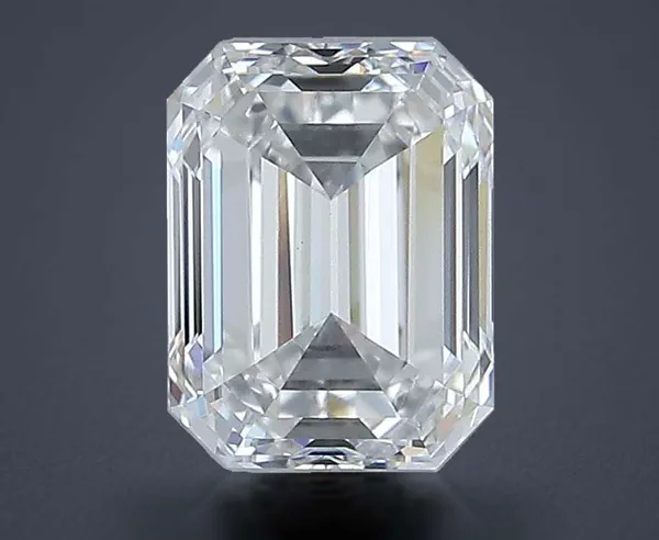 1.5 Carat · E · VS1 Rare Carat Ideal Cut