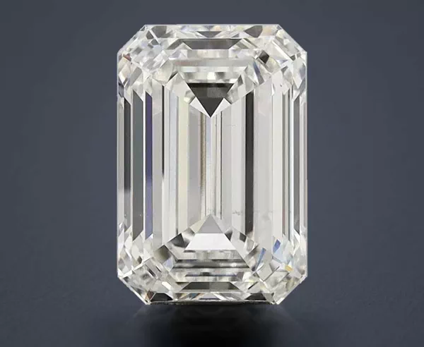 8.07 Carat · H · VS1 Rare Carat Ideal Cut