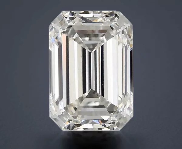 3.14 Carat · G · VS1 Rare Carat Ideal Cut