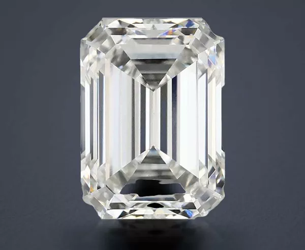 4 Carat · E · VS1 Rare Carat Ideal Cut