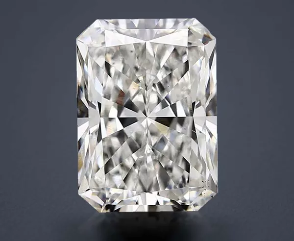 5.24 Carat · E · VS2 Rare Carat Ideal Cut