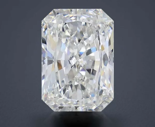 4.01 Carat · G · VVS2 Rare Carat Ideal Cut