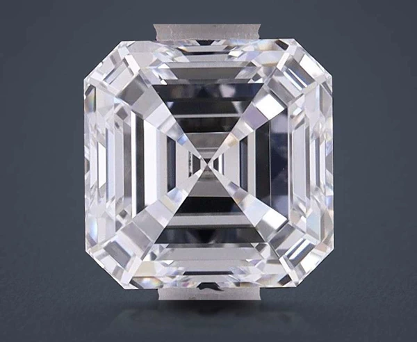 1.04 Carat · E · VS1 Rare Carat Ideal Cut