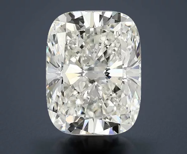 3.05 Carat · G · VS1 Rare Carat Ideal Cut