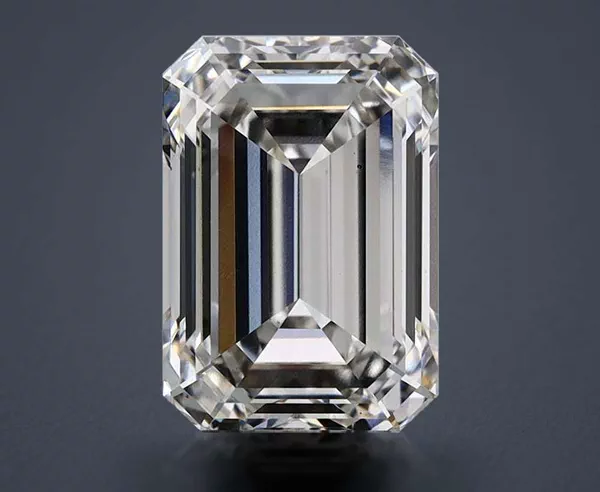 4.85 Carat · H · VS1 Rare Carat Ideal Cut