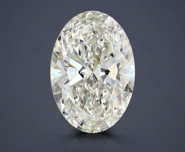 4.02 Carat · G · VS2 Rare Carat Ideal Cut