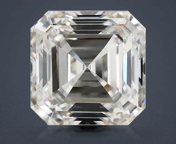 4.06 Carat · G · VS1 Rare Carat Ideal Cut
