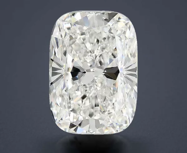 5.77 Carat · F · VVS2 Rare Carat Ideal Cut