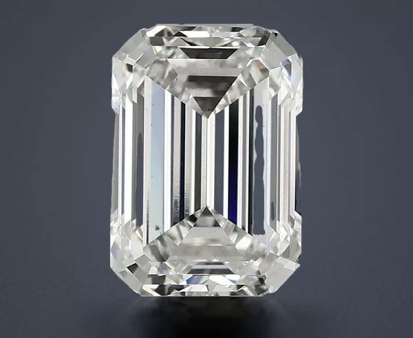 3.19 Carat · F · VS2 Rare Carat Ideal Cut