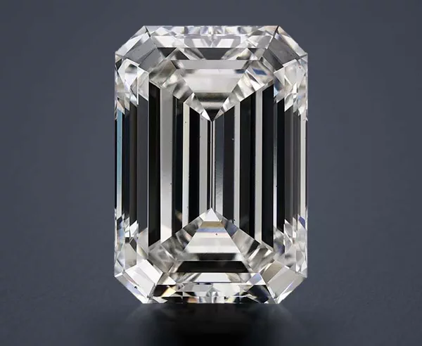 7.02 Carat · G · VS2 Rare Carat Ideal Cut
