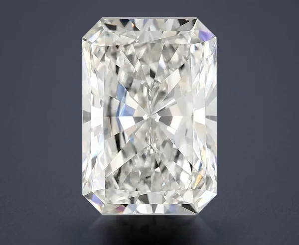 5.02 Carat · G · VVS2 Rare Carat Ideal Cut