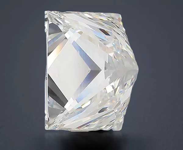 5.19 Carat · F · VS2 Rare Carat Ideal Cut