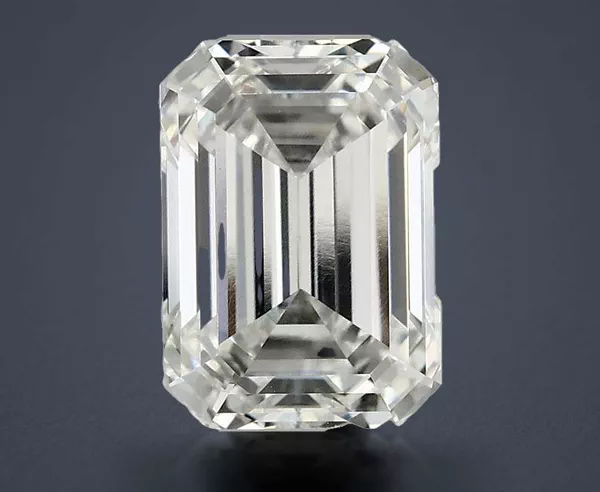 4.05 Carat · F · VVS2 Rare Carat Ideal Cut