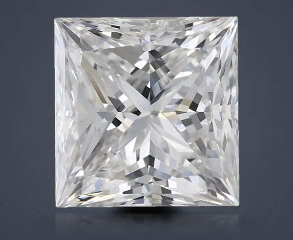 2.8 Carat · E · VS2 Rare Carat Ideal Cut