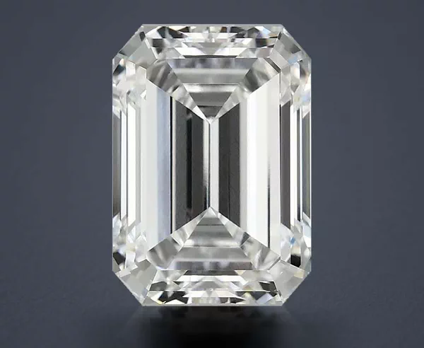 4 Carat · E · VS1 Rare Carat Ideal Cut