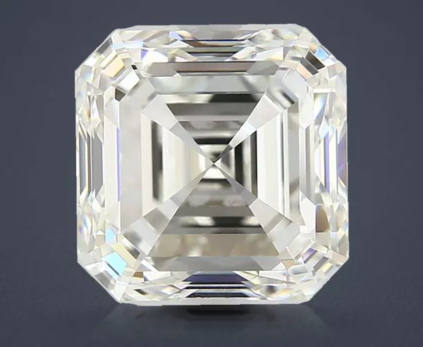 2.8 Carat · J · FL Rare Carat Ideal Cut