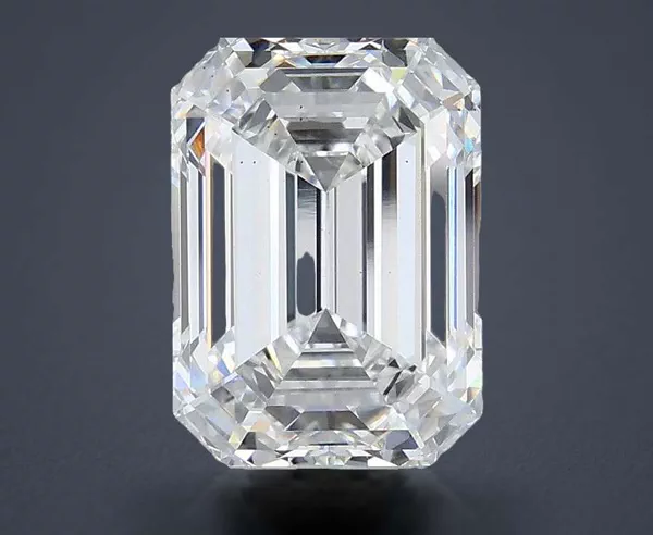 5.1 Carat · E · VS2 Rare Carat Ideal Cut