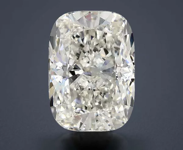 2.51 Carat · G · VS1 Rare Carat Ideal Cut