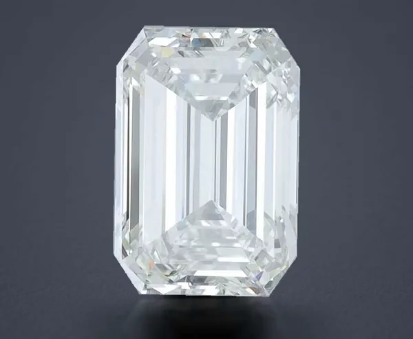 4.05 Carat · H · VS1 Rare Carat Ideal Cut