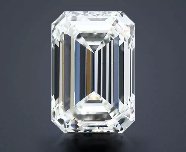 7.03 Carat · H · VS1 Rare Carat Ideal Cut
