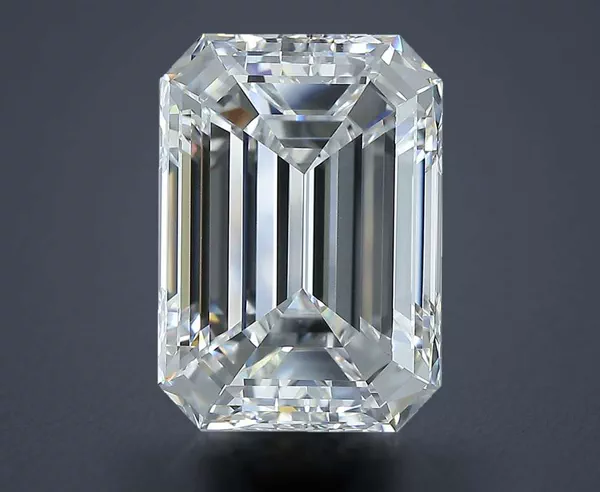 7.02 Carat · E · VS1 Rare Carat Ideal Cut