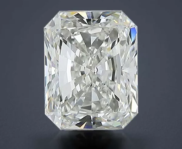 0.7 Carat · H · IF Rare Carat Ideal Cut