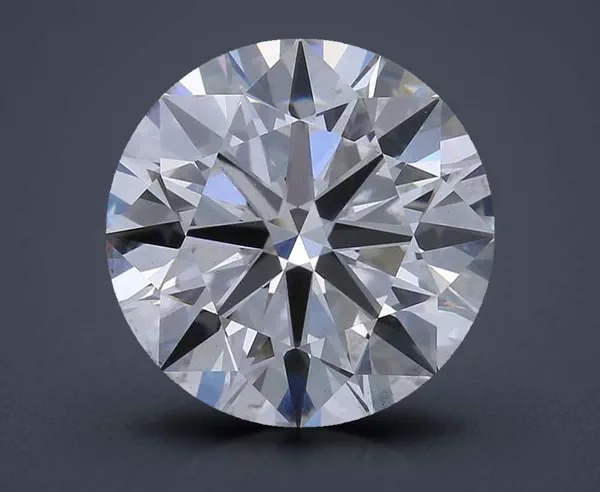 4.04 Carat · G · VS1 Rare Carat Ideal Cut