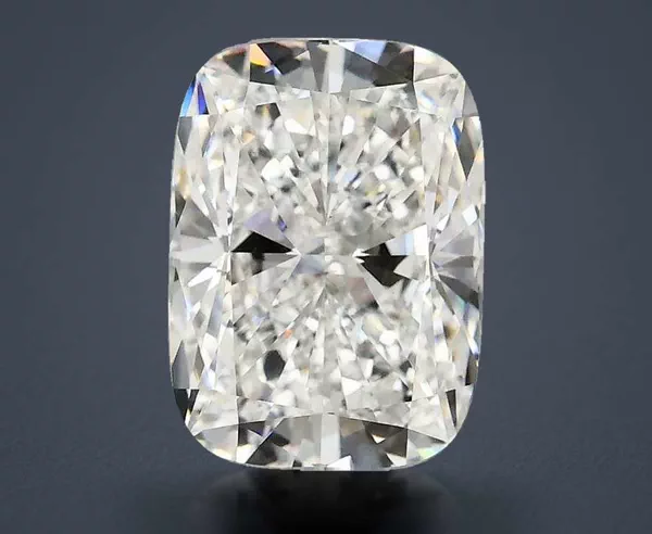 3.04 Carat · E · VVS2 Rare Carat Ideal Cut
