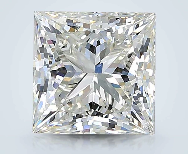 4.08 Carat · G · VVS2 Rare Carat Ideal Cut