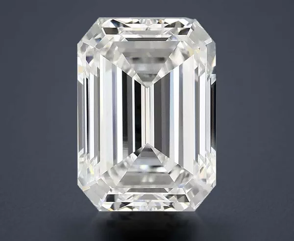 4.21 Carat · E · VVS2 Rare Carat Ideal Cut