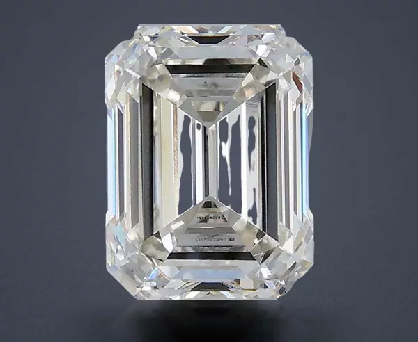 2.08 Carat · H · VVS2 Rare Carat Ideal Cut