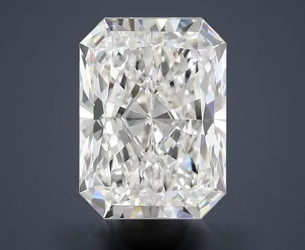 3.05 Carat · E · VS1 Rare Carat Ideal Cut