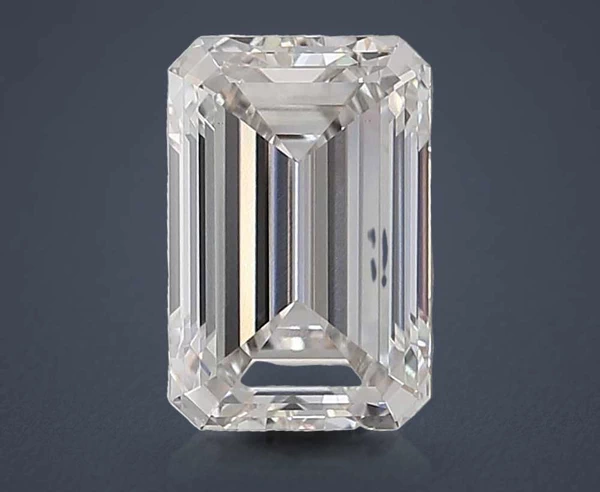 6.95 Carat · G · VS1 Rare Carat Ideal Cut