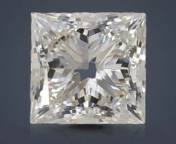 4.06 Carat · G · VS2 Rare Carat Ideal Cut