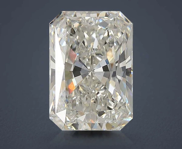 4.01 Carat · G · VVS2 Rare Carat Ideal Cut