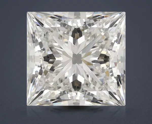 6.13 Carat · G · VS1 Rare Carat Ideal Cut
