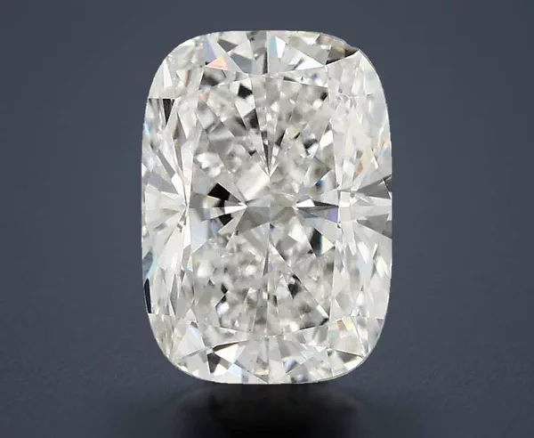 2.33 Carat · F · VS1 Rare Carat Ideal Cut