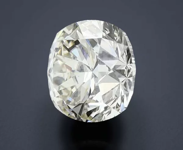 2.31 Carat · I · VVS2 Rare Carat Ideal Cut
