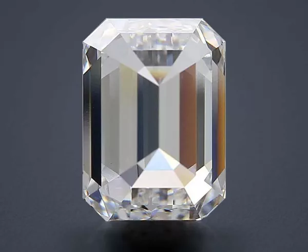 5.01 Carat · D · VS1 Rare Carat Ideal Cut