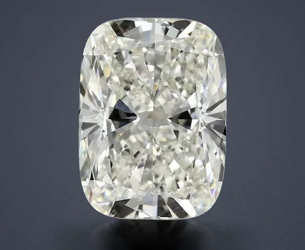 4.01 Carat · H · VVS2 Rare Carat Ideal Cut