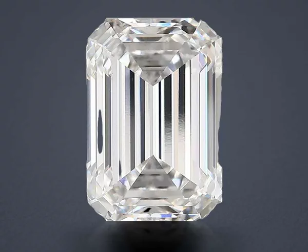 4.22 Carat · E · VVS2 Rare Carat Ideal Cut