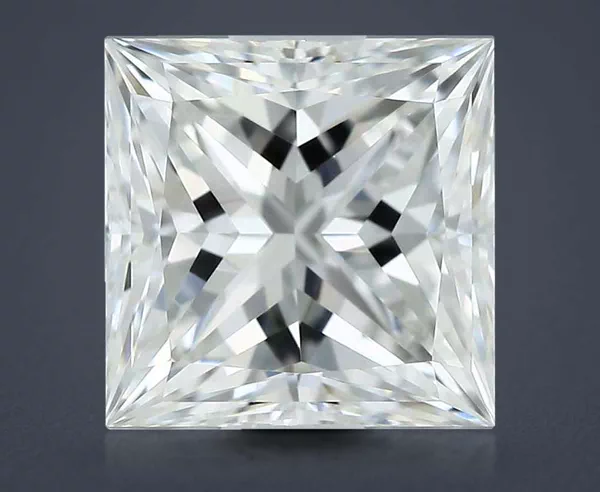 0.7 Carat · G · IF Rare Carat Ideal Cut