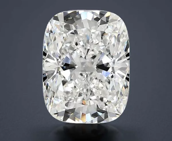 3.38 Carat · E · VS2 Rare Carat Ideal Cut