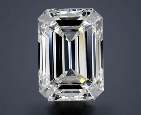 1.06 Carat · G · IF Rare Carat Ideal Cut