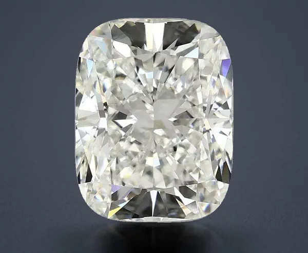 4 Carat · F · VVS2 Rare Carat Ideal Cut