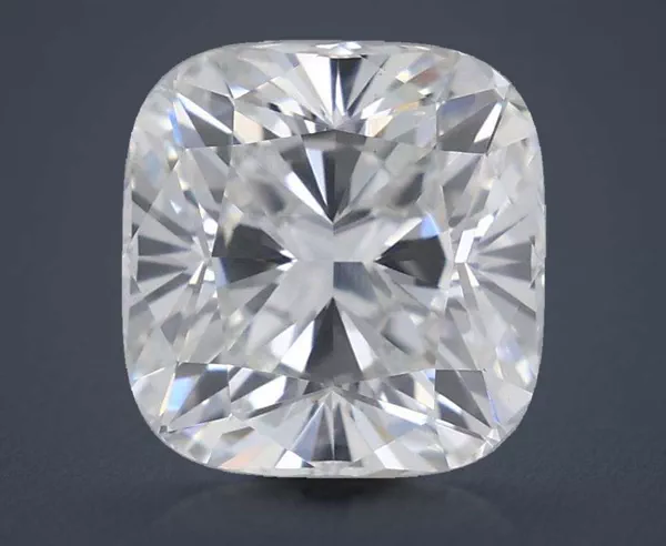 2.2 Carat · E · VS1 Rare Carat Ideal Cut